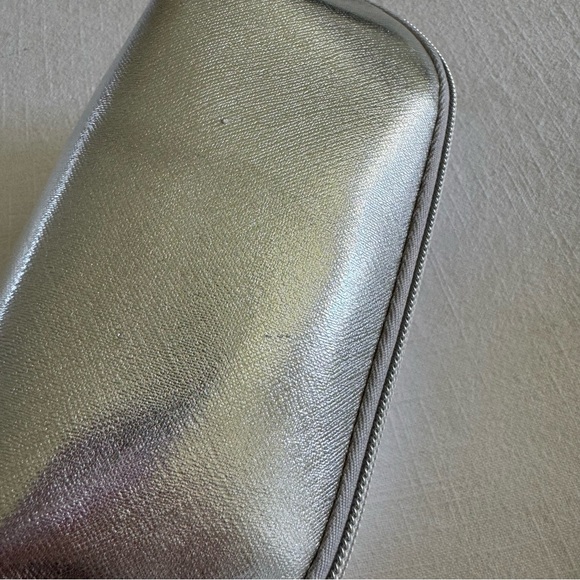 MONAT cosmetic bags - Picture 9 of 11